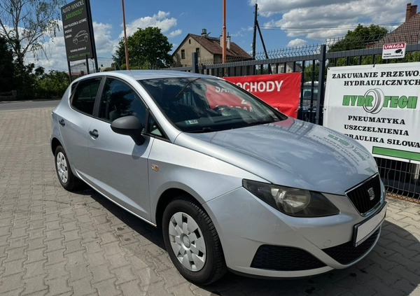 Seat Ibiza cena 10900 przebieg: 256000, rok produkcji 2010 z Maków Podhalański małe 137